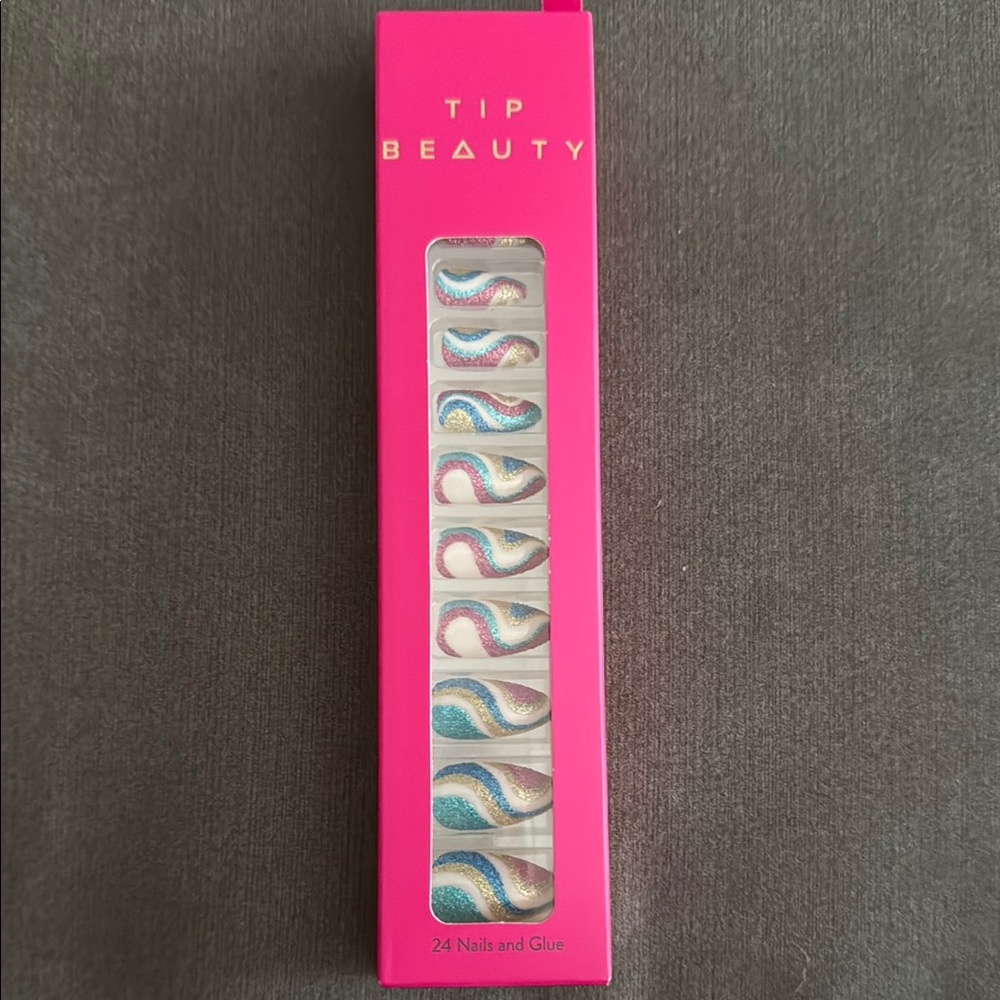 Tip Beauty Multicolor Press-On Nails